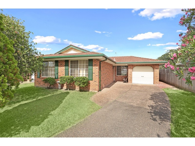 11 Monica Grove, Mardi NSW 2259