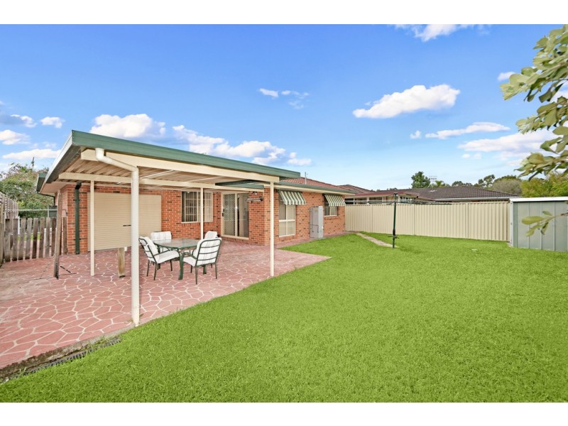 11 Monica Grove, Mardi NSW 2259