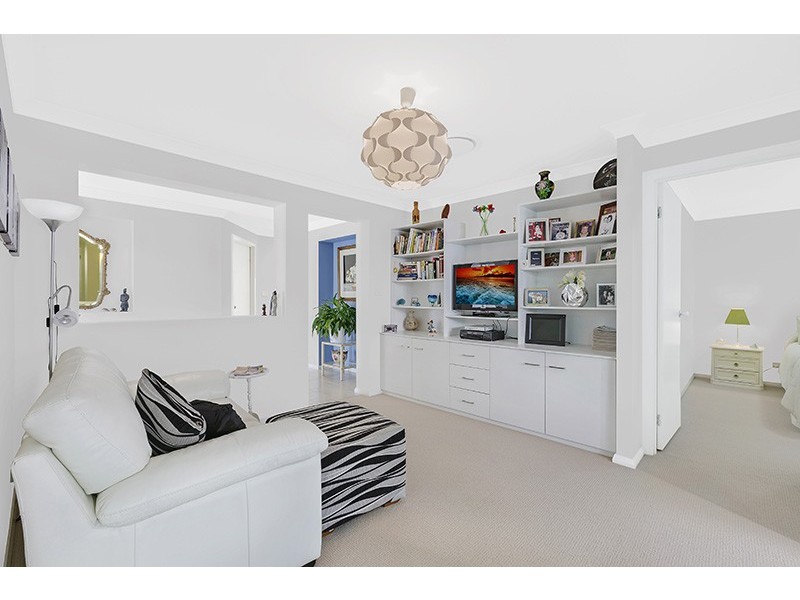 8 Queenscliff Place, Mardi NSW 2259