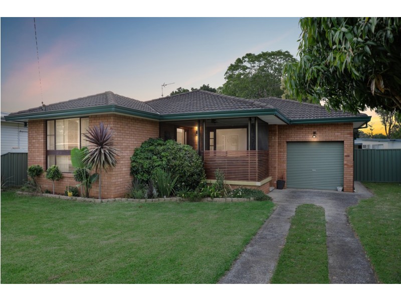 8 Rockleigh Street, Wyong NSW 2259