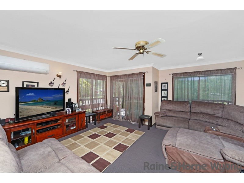 9 Tennyson Place, Watanobbi NSW 2259