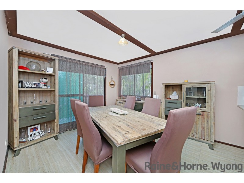 9 Tennyson Place, Watanobbi NSW 2259