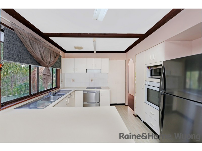 9 Tennyson Place, Watanobbi NSW 2259