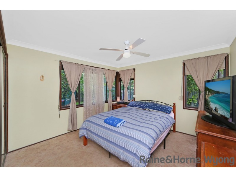 9 Tennyson Place, Watanobbi NSW 2259