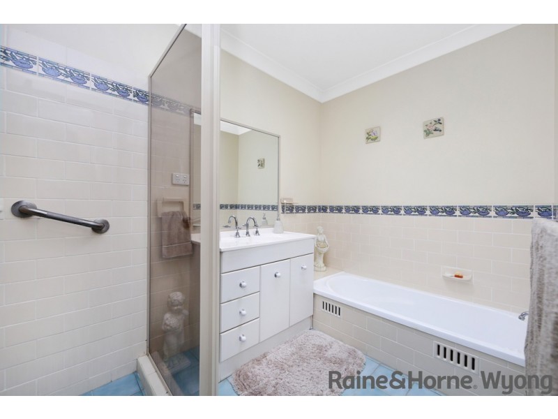 33a Treeview Place, Mardi NSW 2259