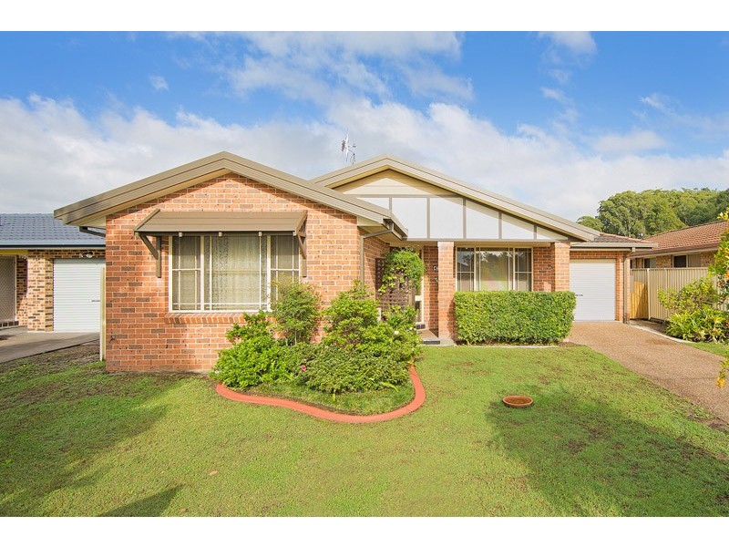 6 Betty Anne Place, Mardi NSW 2259