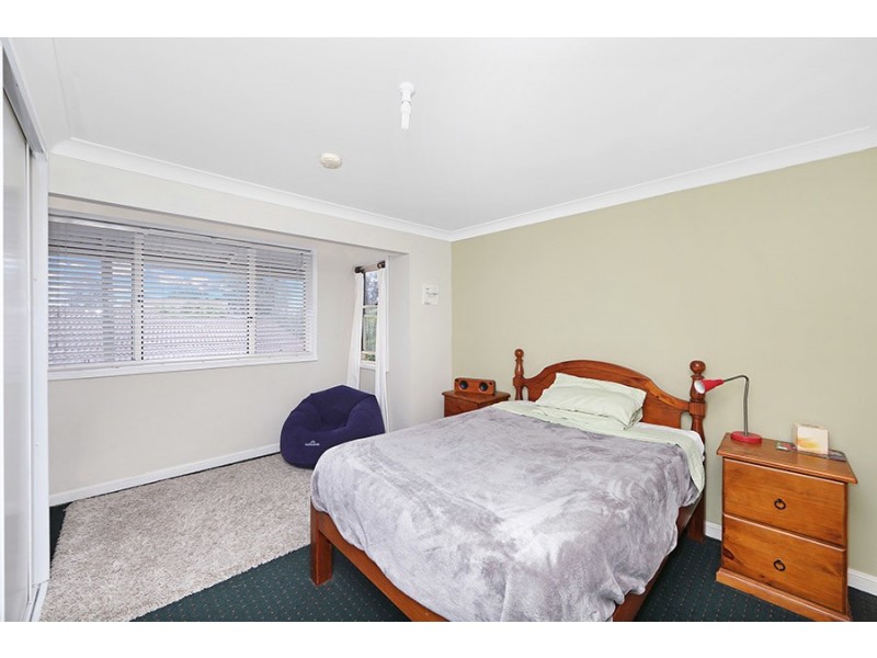 1 Platypus Road, Berkeley Vale NSW 2261