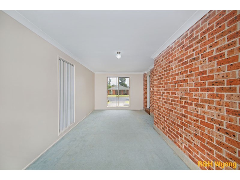 27 De Lisle Dr, Watanobbi NSW 2259