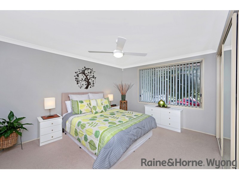 16 Honeygum Way, Mardi NSW 2259