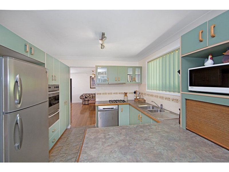 10 Bellwood Close, Tuggerah NSW 2259