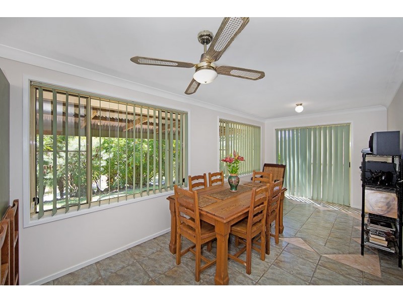10 Bellwood Close, Tuggerah NSW 2259