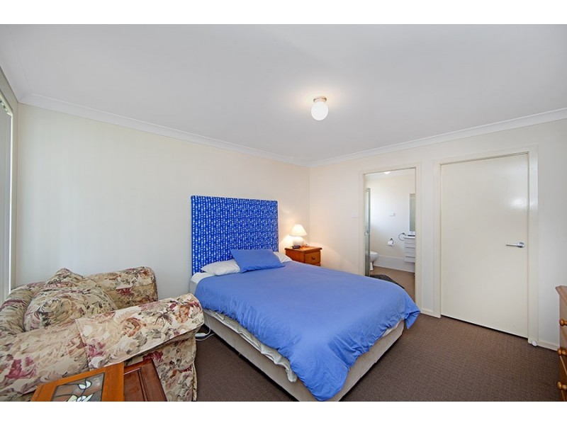 24 De L’Isle Drive, Watanobbi NSW 2259