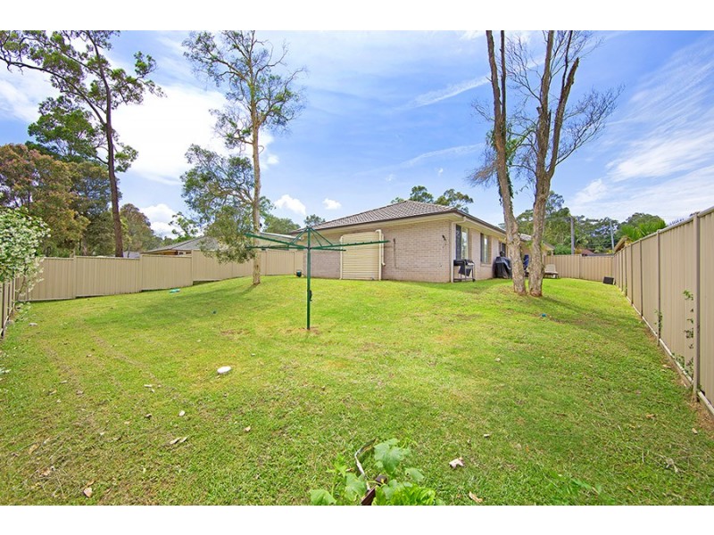 24 De L’Isle Drive, Watanobbi NSW 2259