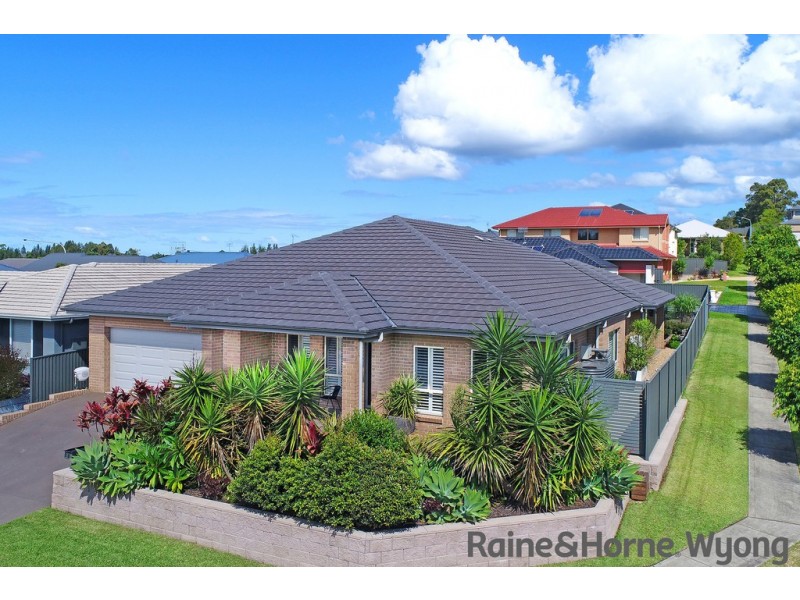 8 Fairlight Circuit, Mardi NSW 2259