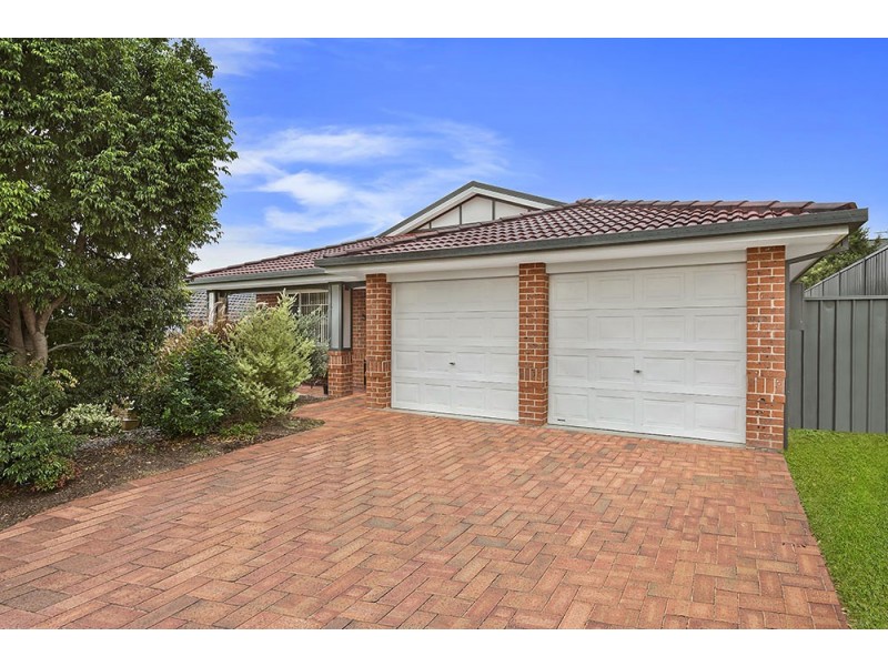 9 Quarterhorse Parade, Wadalba NSW 2259