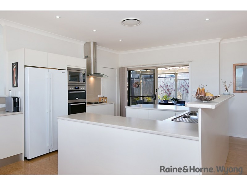 12 Fairlight Circuit, Mardi NSW 2259