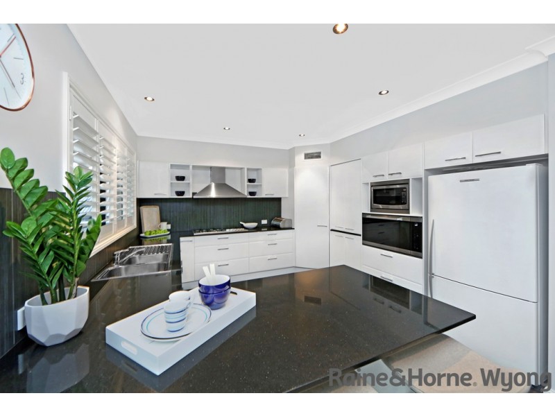 7 Newport Terrace, Mardi NSW 2259