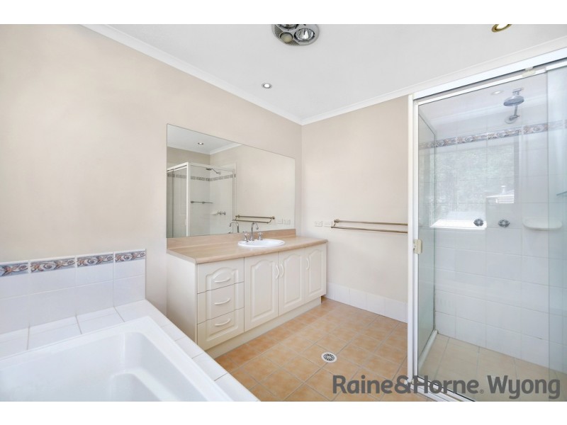 10 David Mews, Mardi NSW 2259