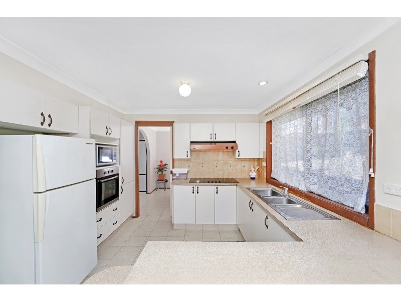 60 Casey Drive, Watanobbi NSW 2259