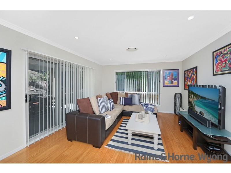 21 Fairlight Circuit, Mardi NSW 2259