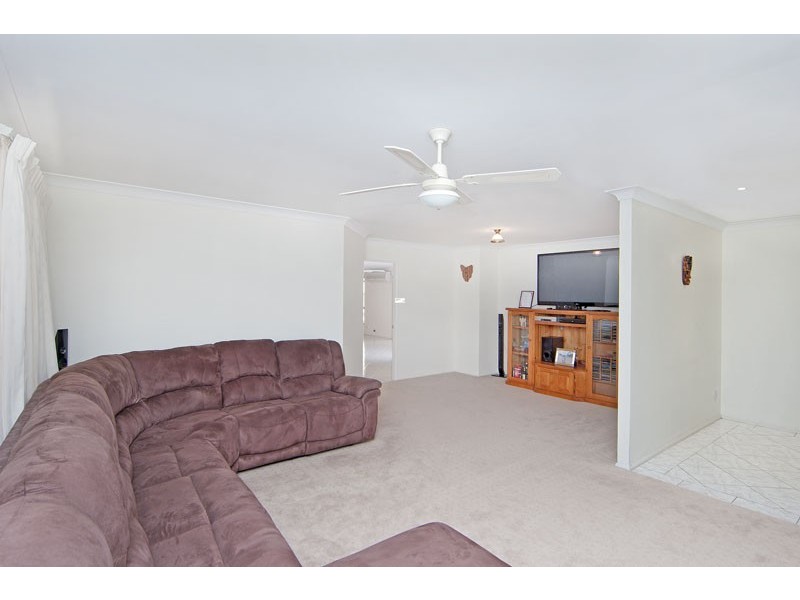 34 Woolmers Crescent, Mardi NSW 2259