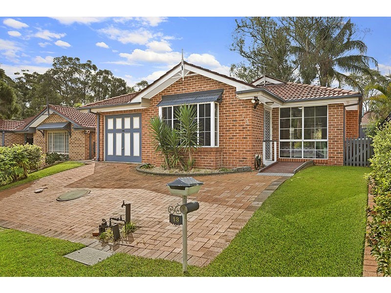 13 Tonkiss Street, Tuggerah NSW 2259