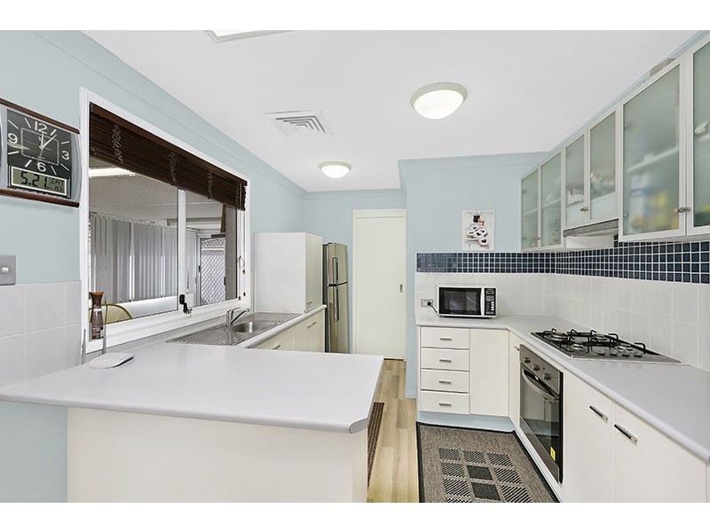 13 Tonkiss Street, Tuggerah NSW 2259