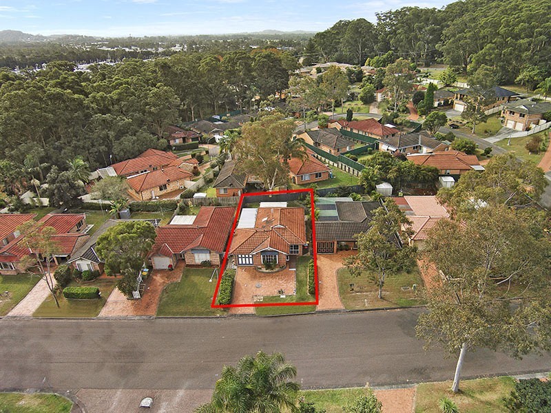 13 Tonkiss Street, Tuggerah NSW 2259