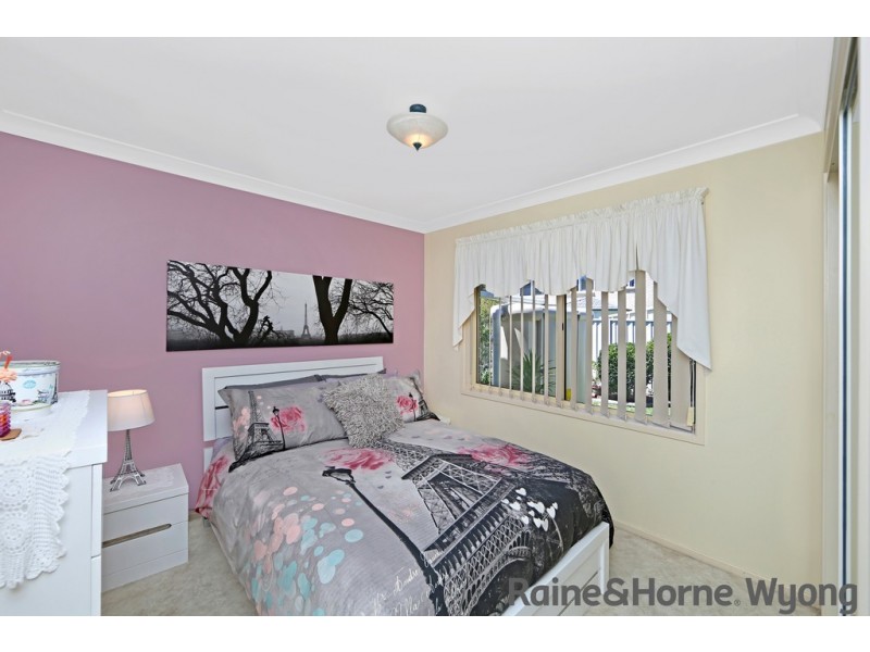 37 Matthew Circuit, Mardi NSW 2259