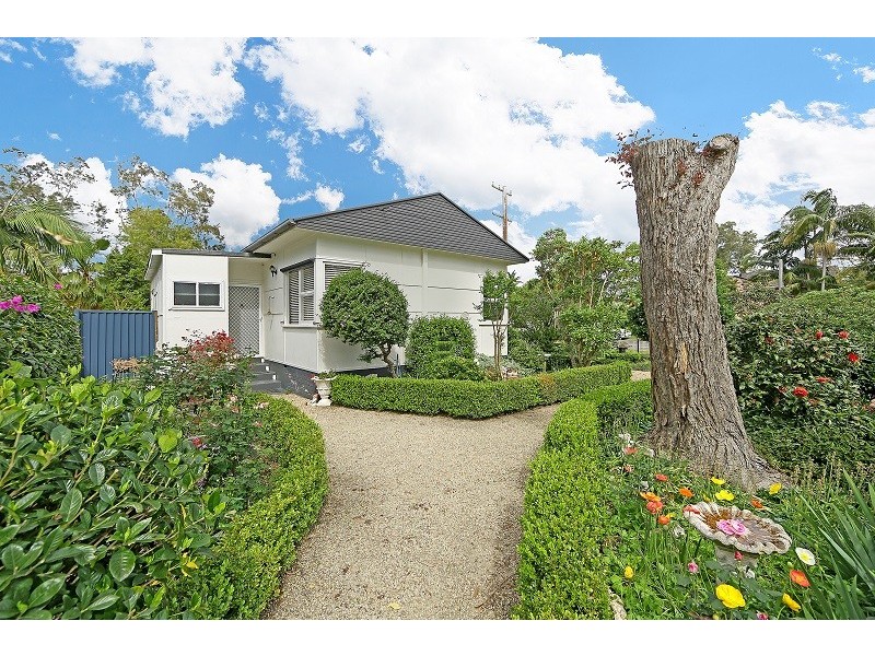 2 Henry Street, Chittaway Point NSW 2261