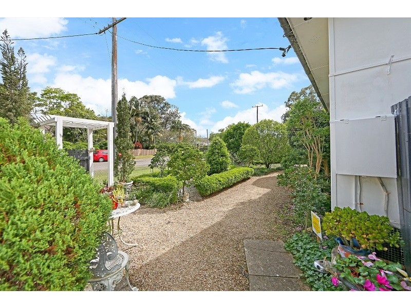 2 Henry Street, Chittaway Point NSW 2261