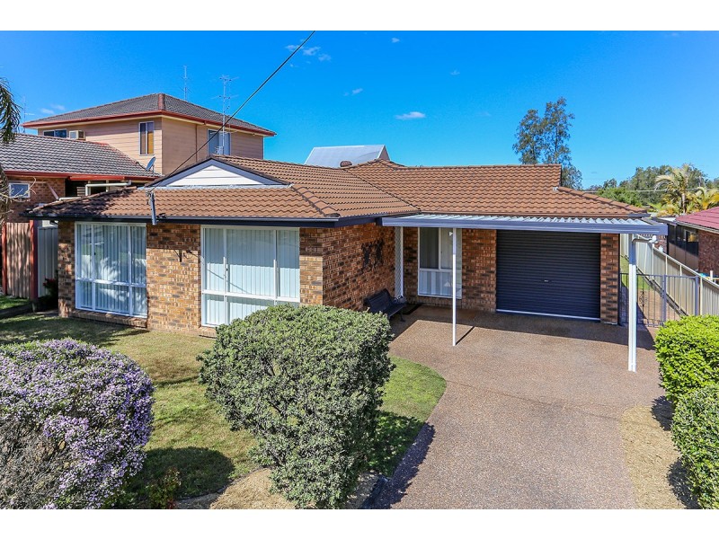 76 Hillcrest Avenue, Tacoma NSW 2259