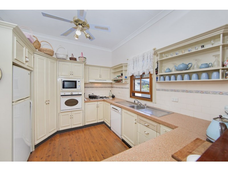 21 Panonia Road, Wyong NSW 2259