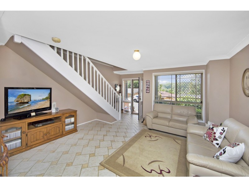 1/44 Burbank Drive, Tuggerah NSW 2259