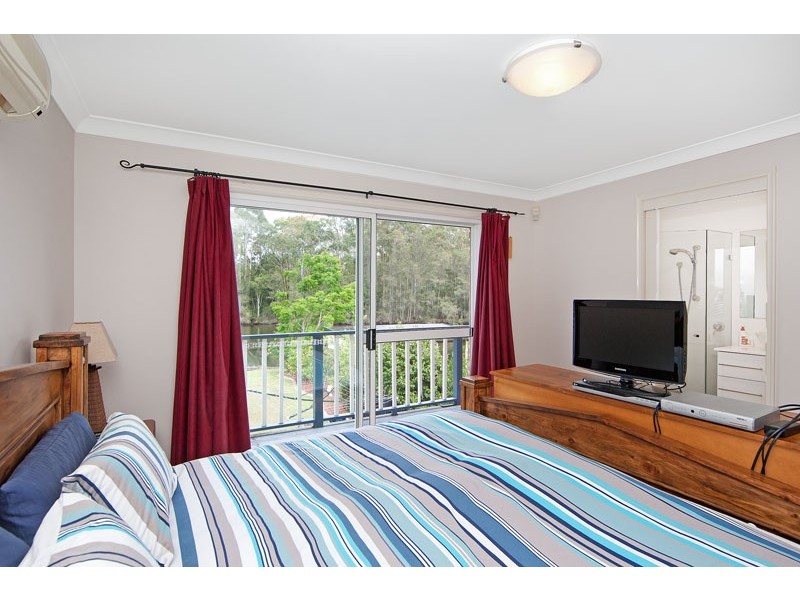 11 Riverview Drive, Wyong NSW 2259