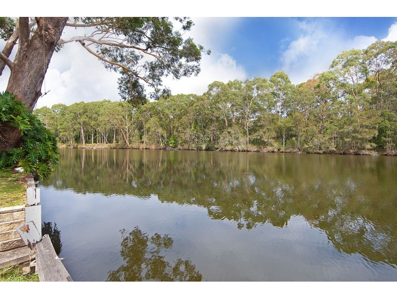 11 Riverview Drive, Wyong NSW 2259