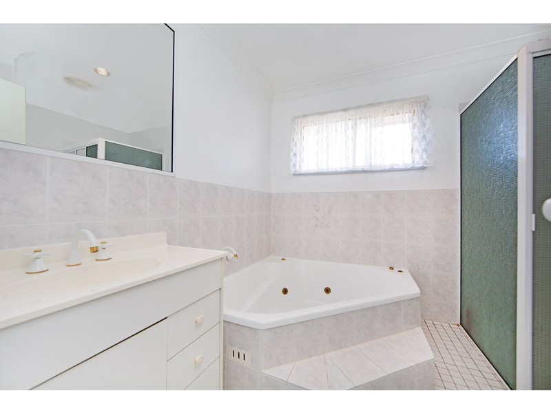 1 Aston Wilde Avenue, Chittaway Bay NSW 2261