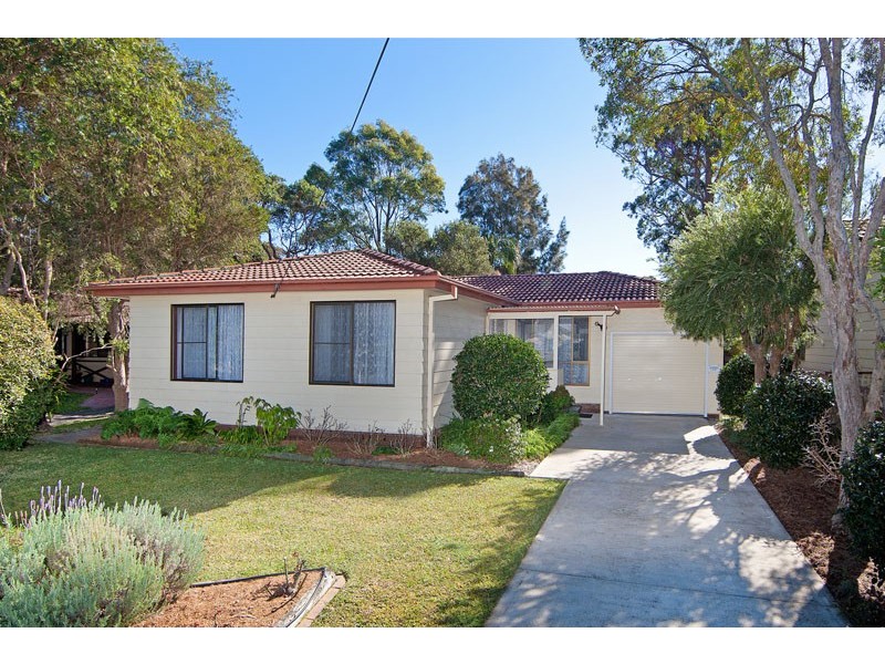 11 Jean Avenue, Berkeley Vale NSW 2261