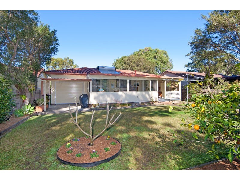11 Jean Avenue, Berkeley Vale NSW 2261