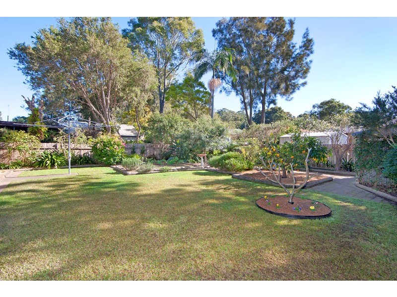 11 Jean Avenue, Berkeley Vale NSW 2261