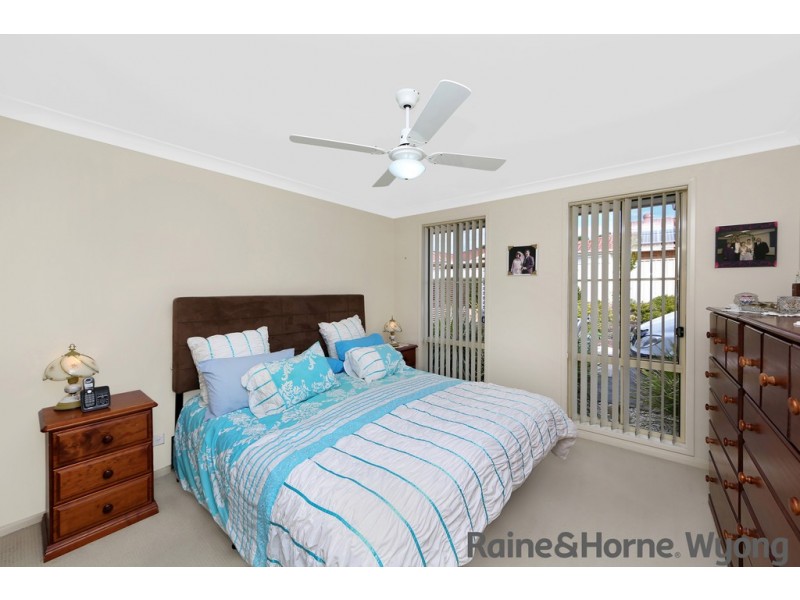 6 Hercules Place, Hamlyn Terrace NSW 2259