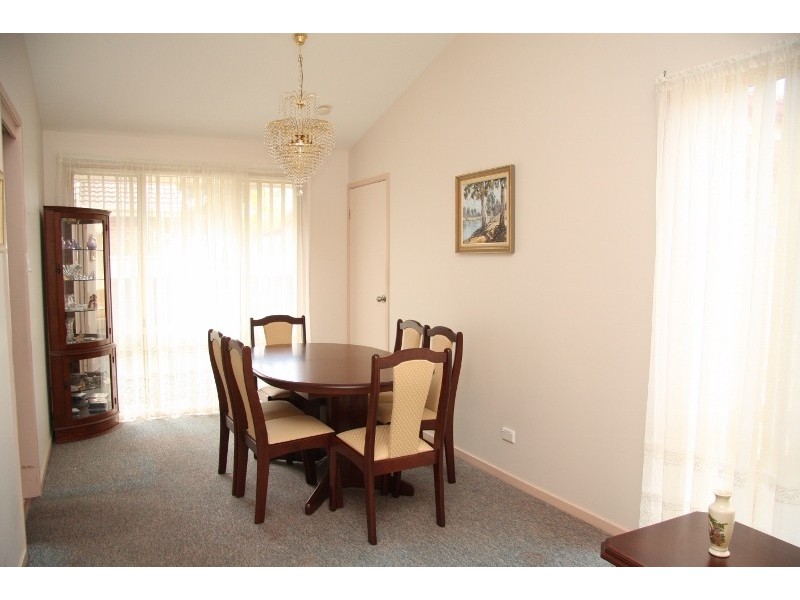 4 Carmen Close, Watanobbi NSW 2259