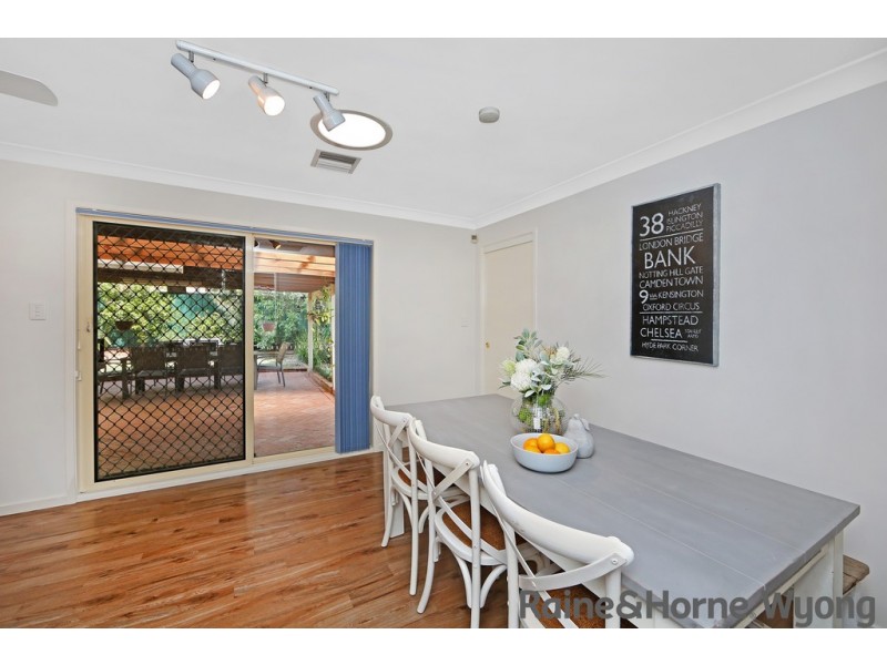 16 Brittania Drive, Watanobbi NSW 2259