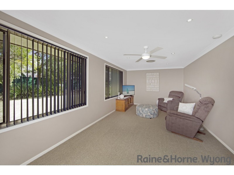 16 Brittania Drive, Watanobbi NSW 2259