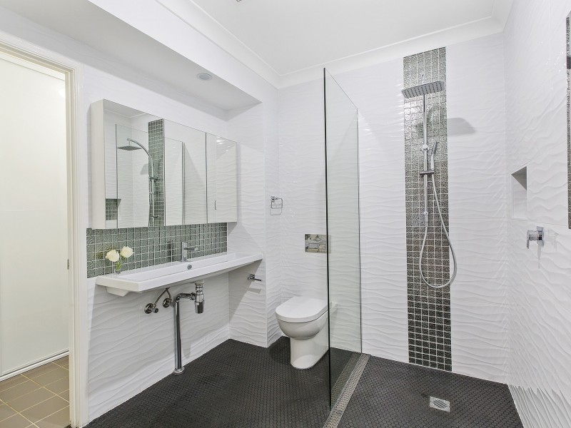 50 Piper Drive, Hamlyn Terrace NSW 2259