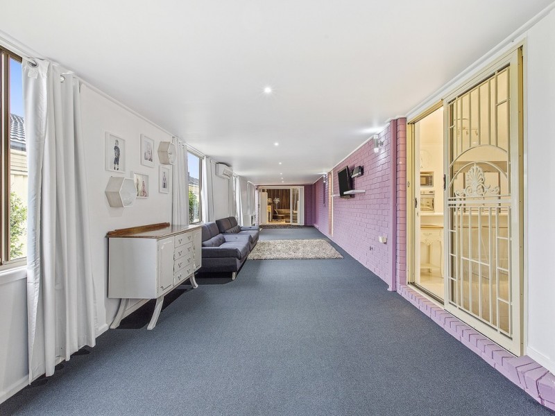 50 Piper Drive, Hamlyn Terrace NSW 2259