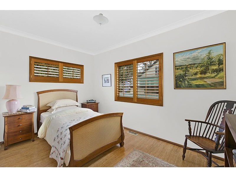 19 Lakedge Avenue, Berkeley Vale NSW 2261