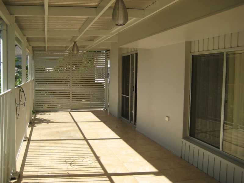 22 Toongara Avenue, Bateau Bay NSW 2261