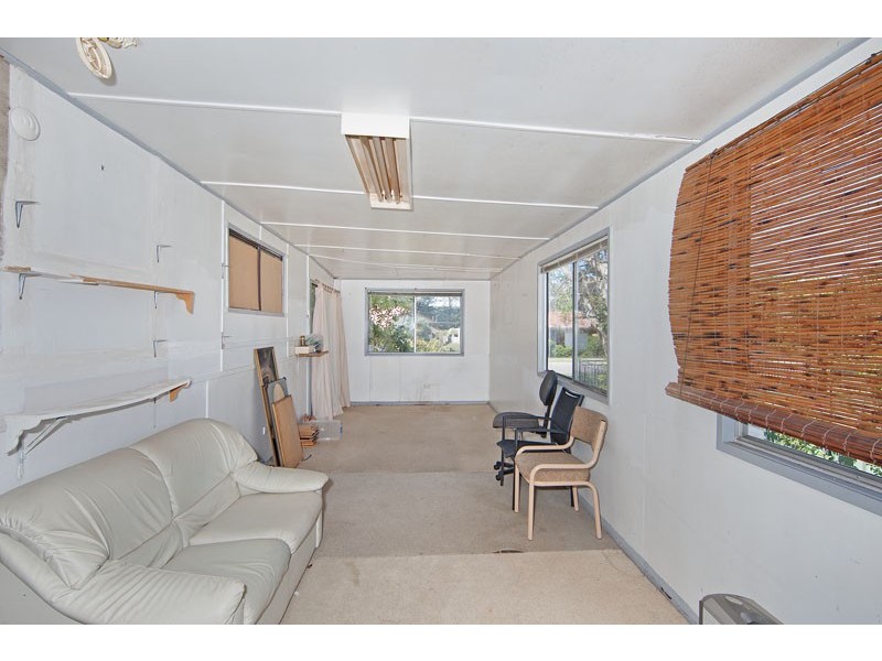 18 Alpha Road, Woy Woy NSW 2256