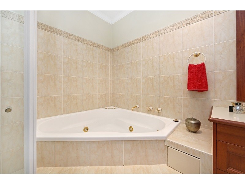 128 Woodbury Park Drive, Mardi NSW 2259